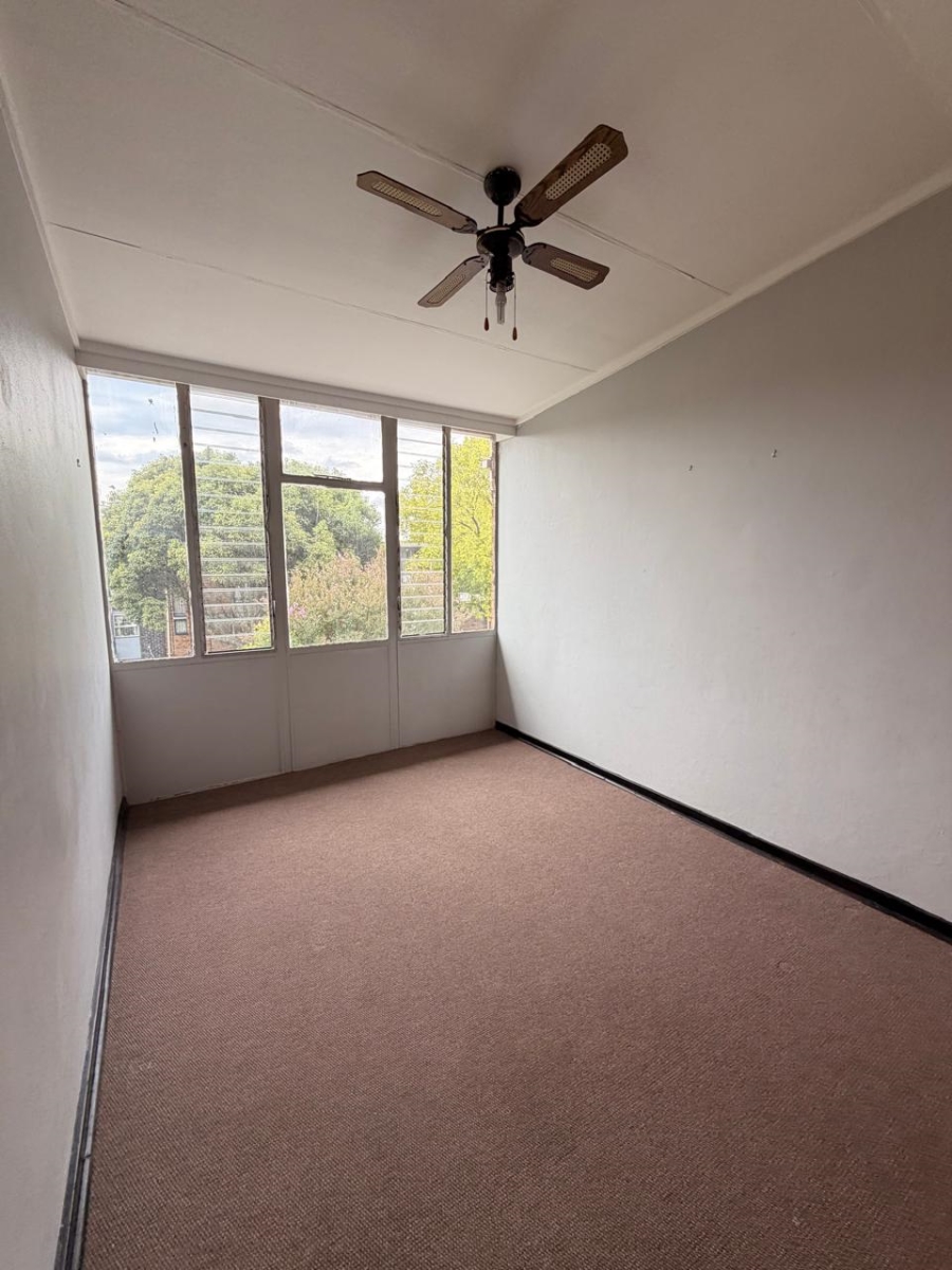 2 Bedroom Property for Sale in Huttenheights KwaZulu-Natal