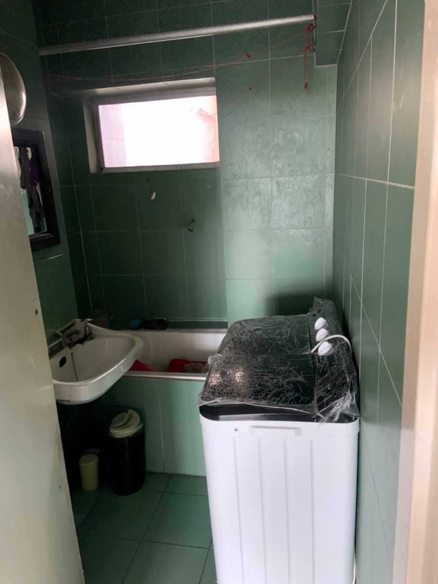 2 Bedroom Property for Sale in Durban Central KwaZulu-Natal