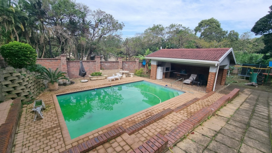 6 Bedroom Property for Sale in Leisure Bay KwaZulu-Natal