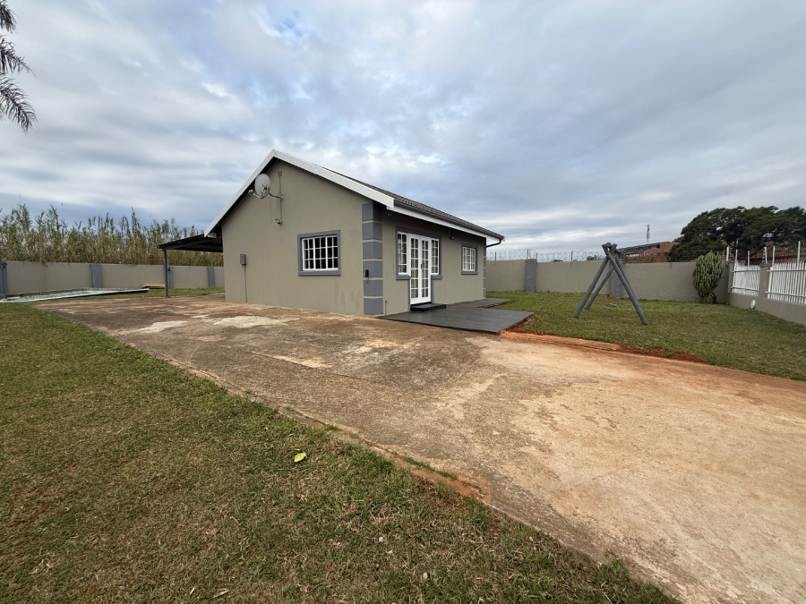 1 Bedroom Property for Sale in Dunveria KwaZulu-Natal