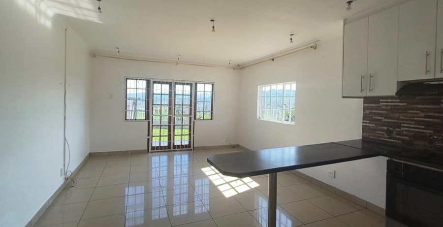 1 Bedroom Property for Sale in Dunveria KwaZulu-Natal