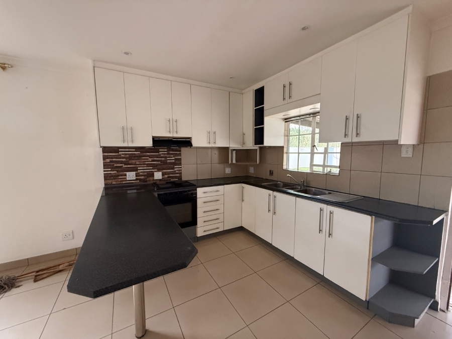 1 Bedroom Property for Sale in Dunveria KwaZulu-Natal