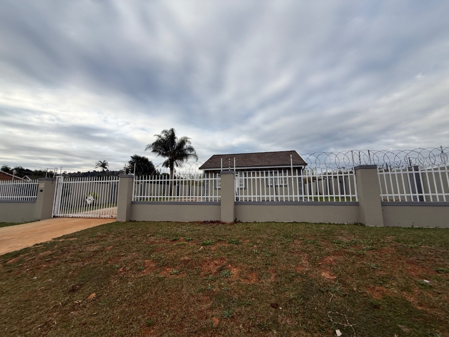 1 Bedroom Property for Sale in Dunveria KwaZulu-Natal