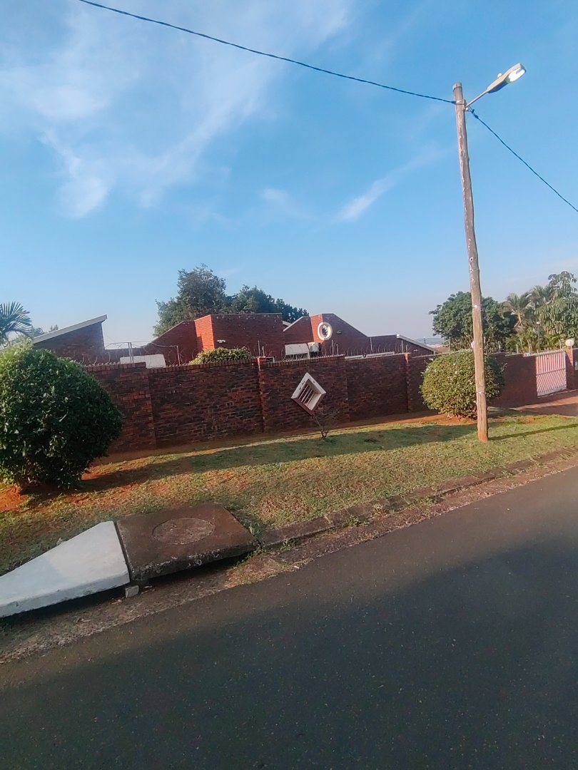  Bedroom Property for Sale in Isipingo Hills KwaZulu-Natal