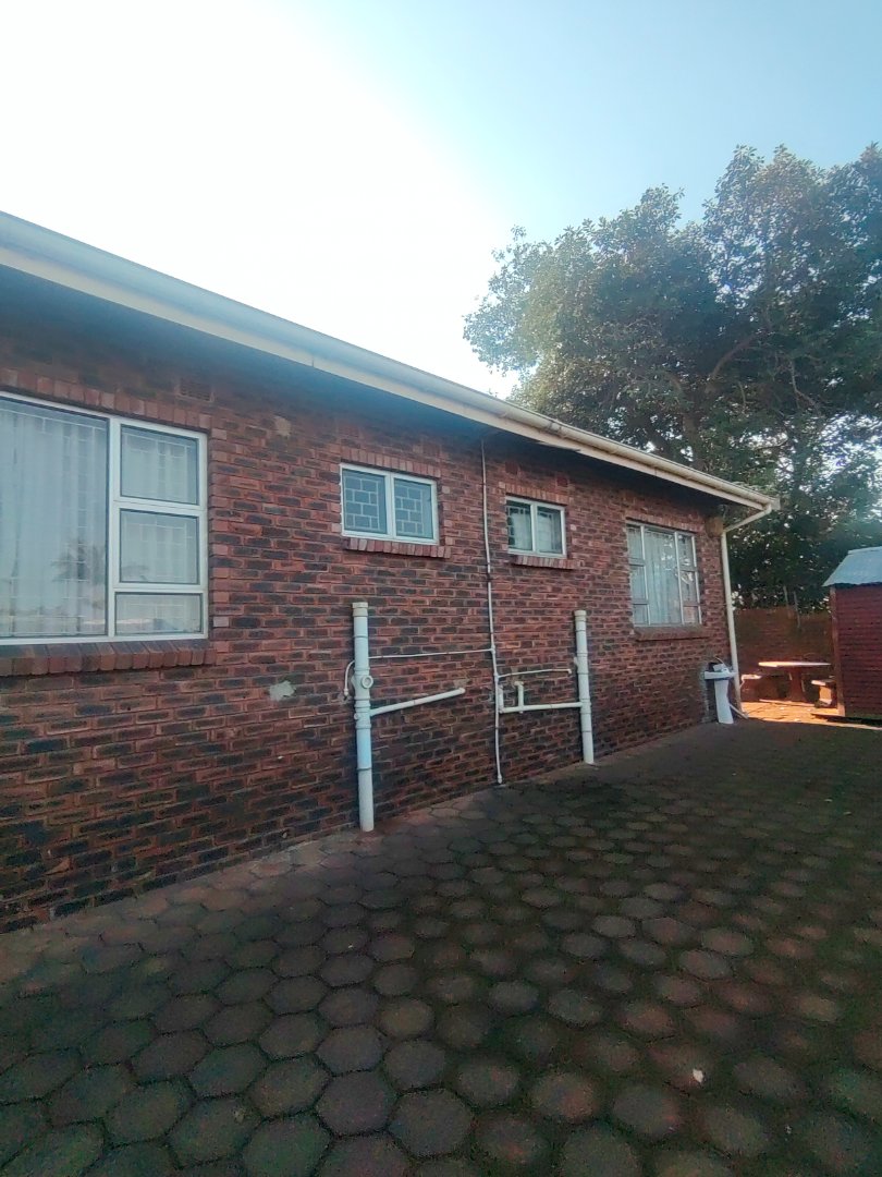  Bedroom Property for Sale in Isipingo Hills KwaZulu-Natal