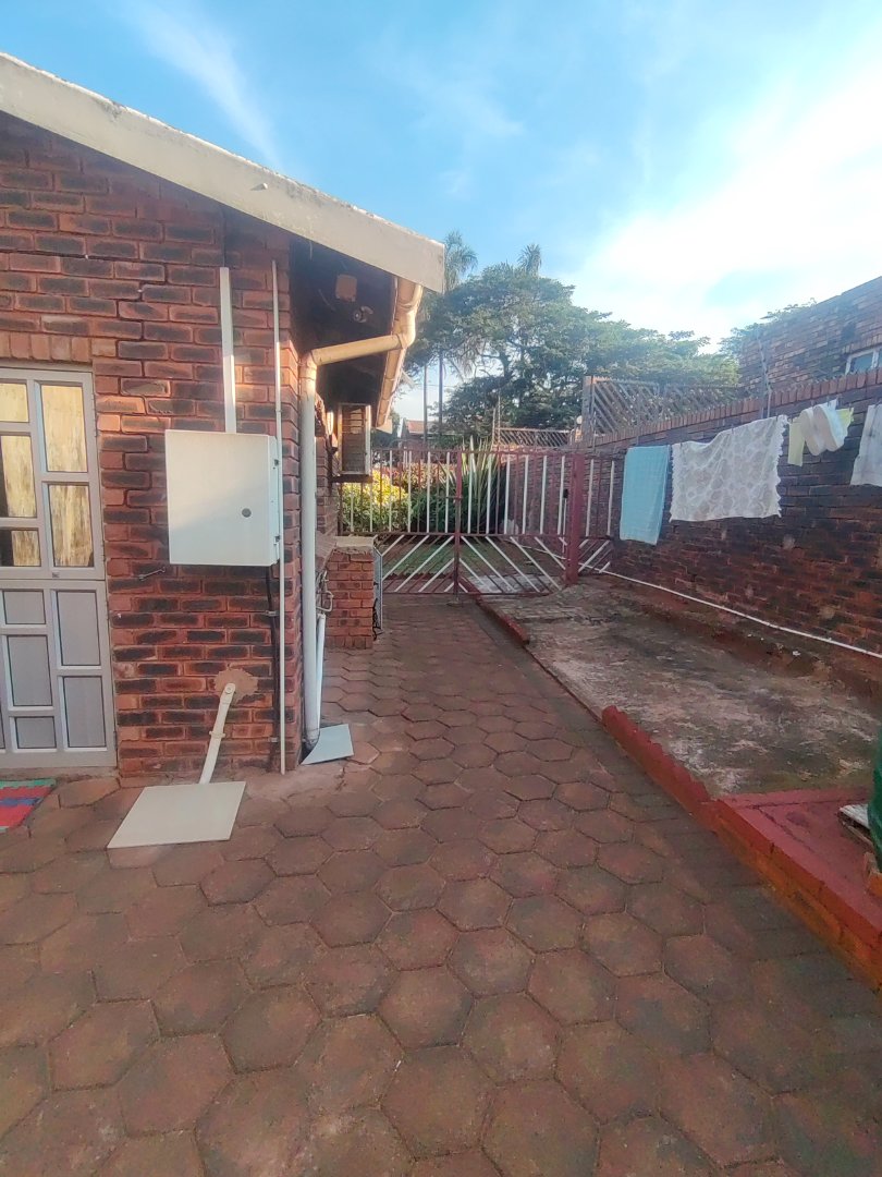  Bedroom Property for Sale in Isipingo Hills KwaZulu-Natal