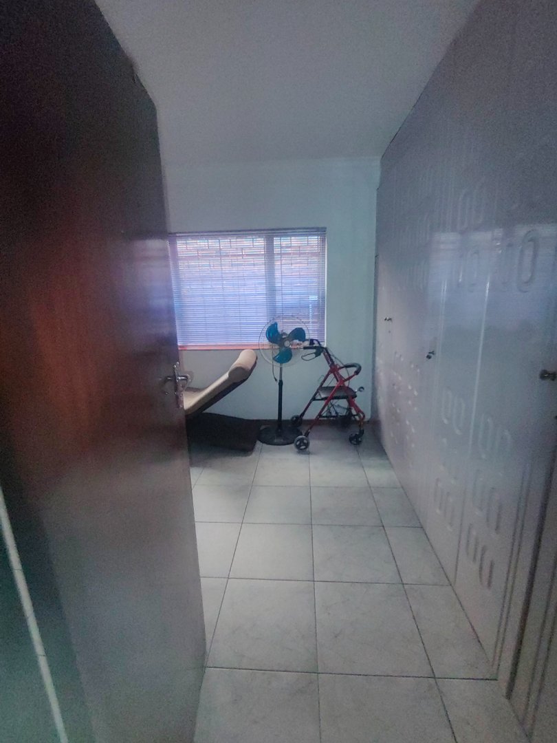  Bedroom Property for Sale in Isipingo Hills KwaZulu-Natal