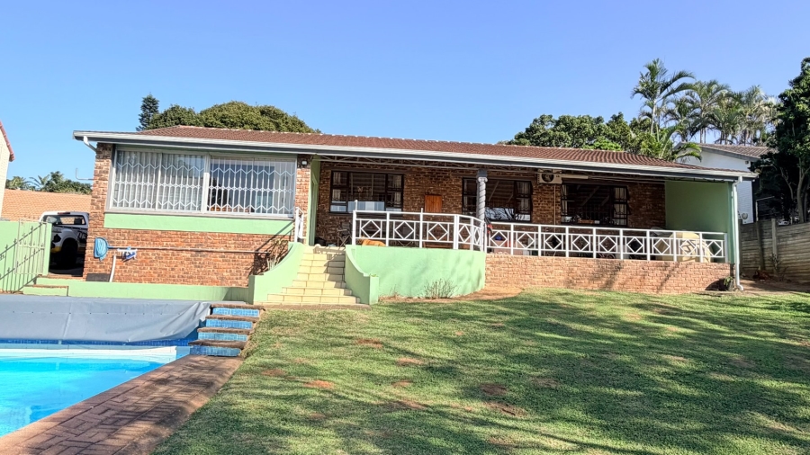 3 Bedroom Property for Sale in Uvongo KwaZulu-Natal