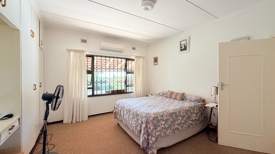 3 Bedroom Property for Sale in Uvongo KwaZulu-Natal