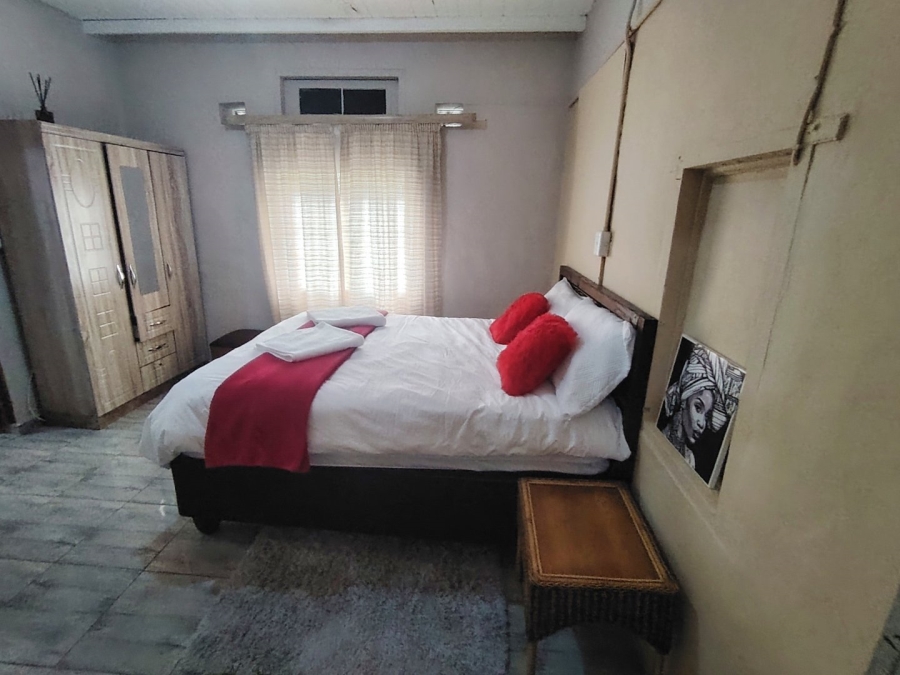 To Let 3 Bedroom Property for Rent in Lawrence Rocks KwaZulu-Natal