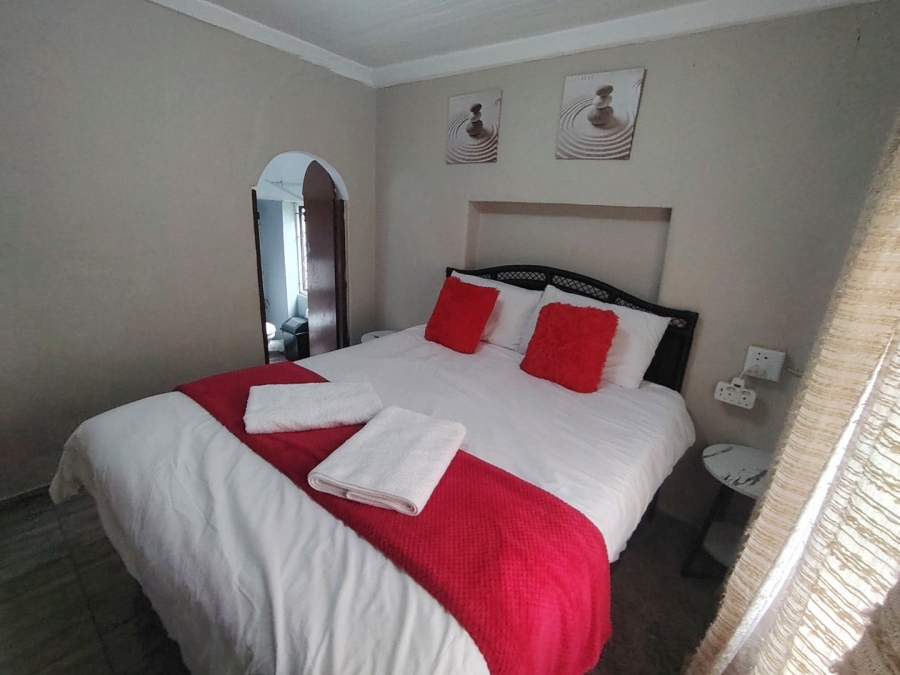 To Let 3 Bedroom Property for Rent in Lawrence Rocks KwaZulu-Natal