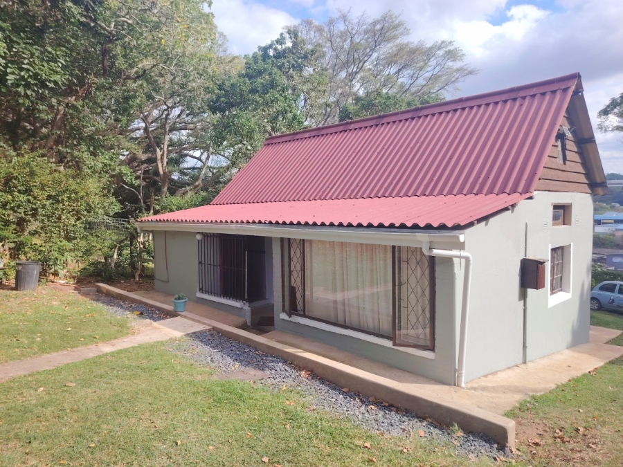 To Let 3 Bedroom Property for Rent in Lawrence Rocks KwaZulu-Natal