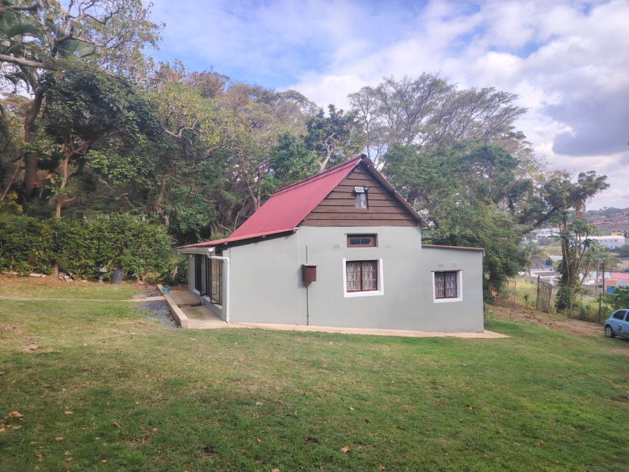 To Let 3 Bedroom Property for Rent in Lawrence Rocks KwaZulu-Natal