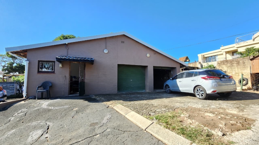 3 Bedroom Property for Sale in Oslo Beach KwaZulu-Natal