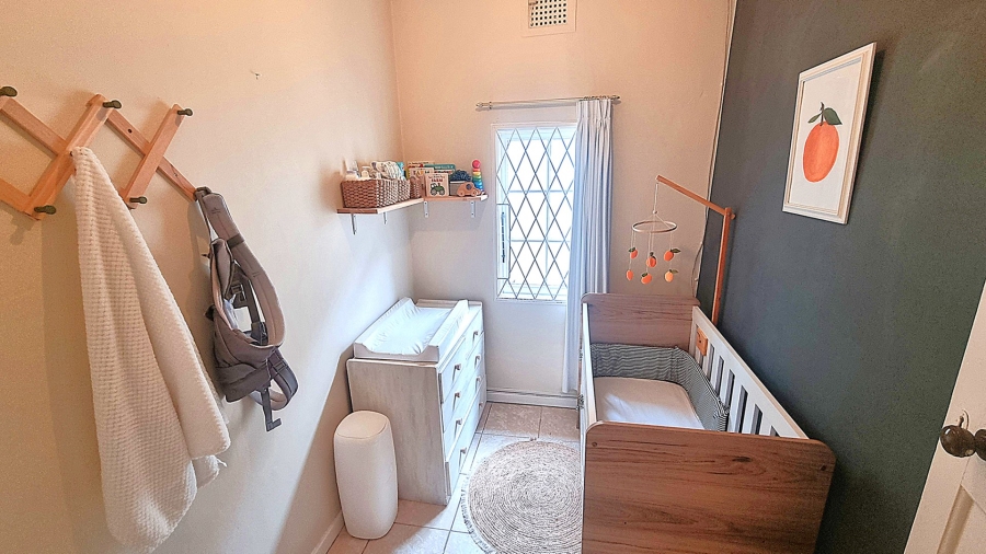 5 Bedroom Property for Sale in Sea Park KwaZulu-Natal