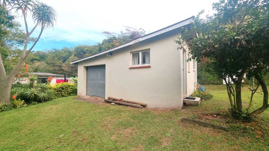 5 Bedroom Property for Sale in Sea Park KwaZulu-Natal