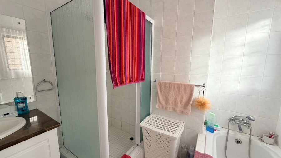 4 Bedroom Property for Sale in St Michaels On Sea KwaZulu-Natal