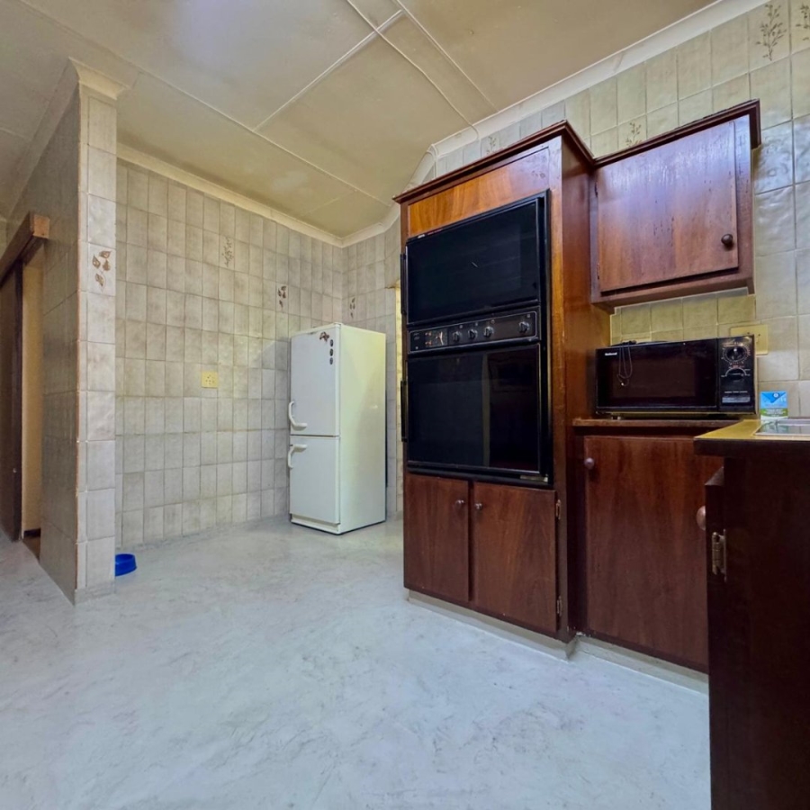 4 Bedroom Property for Sale in Huttenheights KwaZulu-Natal