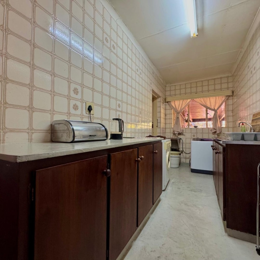 4 Bedroom Property for Sale in Huttenheights KwaZulu-Natal