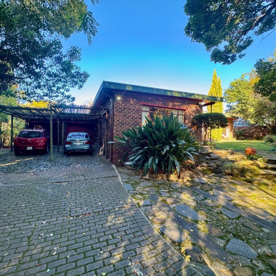4 Bedroom Property for Sale in Huttenheights KwaZulu-Natal