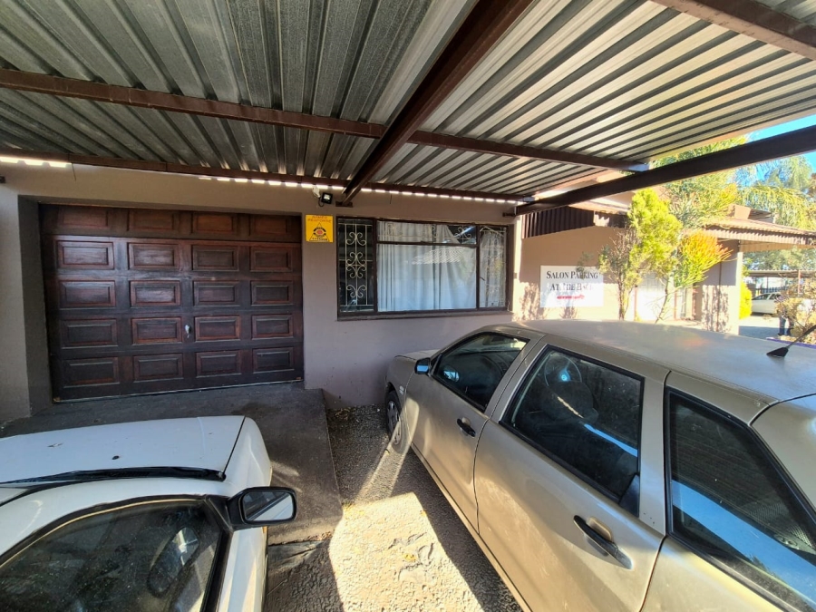 1 Bedroom Property for Sale in Arborpark KwaZulu-Natal