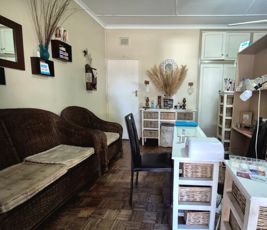 1 Bedroom Property for Sale in Arborpark KwaZulu-Natal