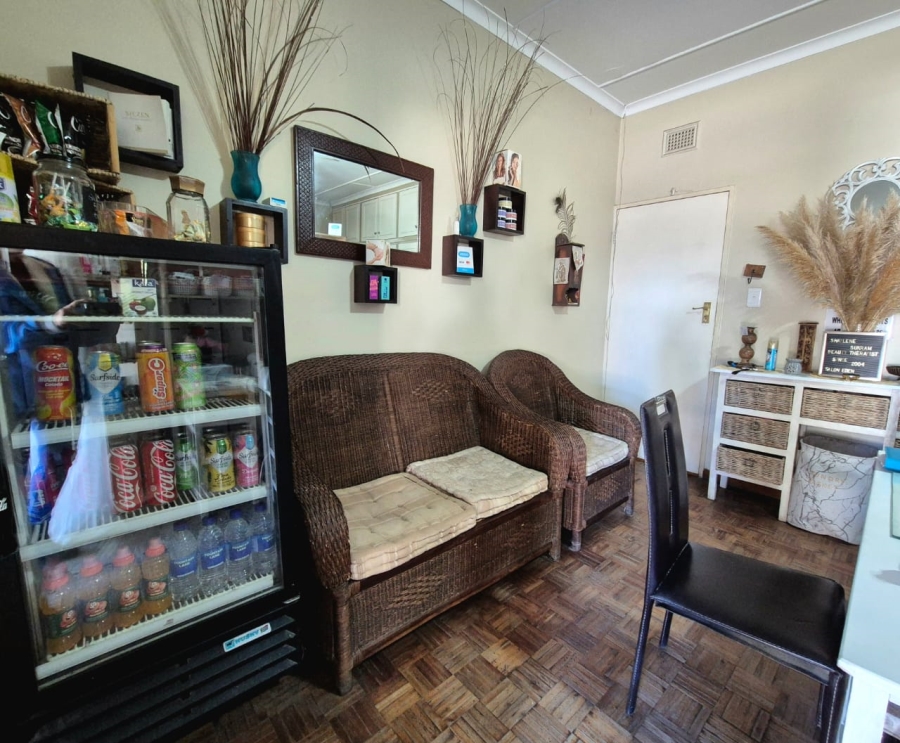 1 Bedroom Property for Sale in Arborpark KwaZulu-Natal