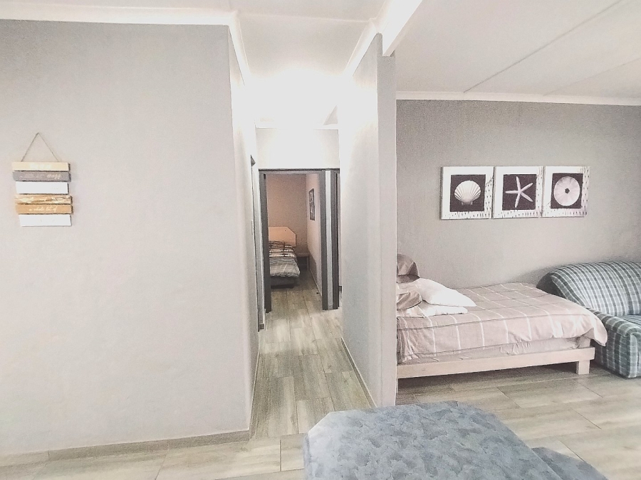 2 Bedroom Property for Sale in Manaba Beach KwaZulu-Natal
