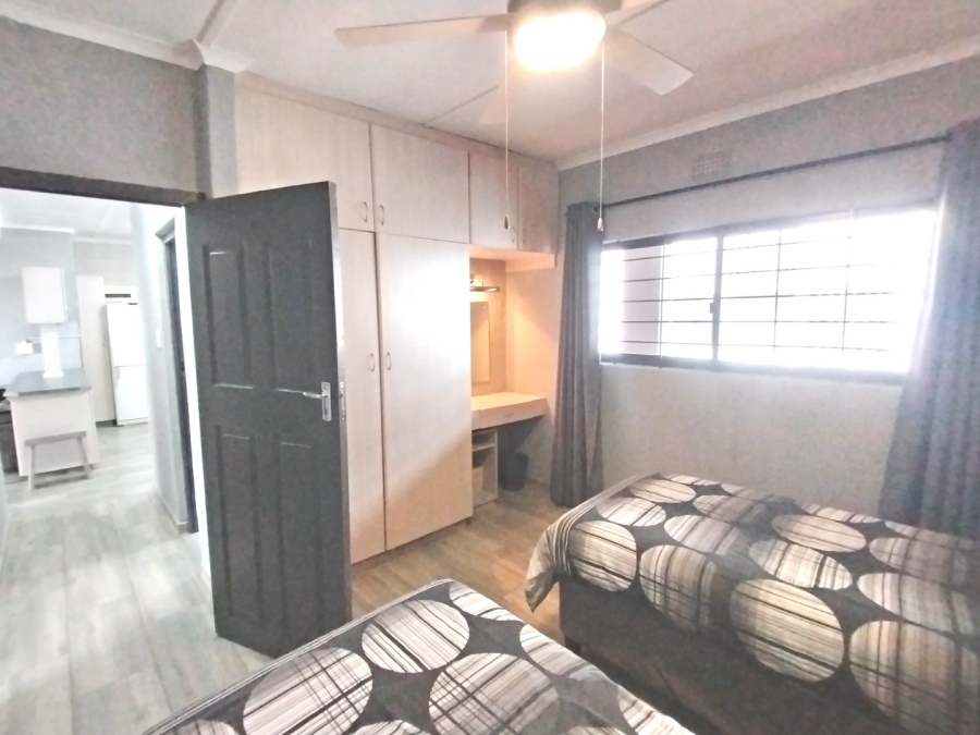 2 Bedroom Property for Sale in Manaba Beach KwaZulu-Natal
