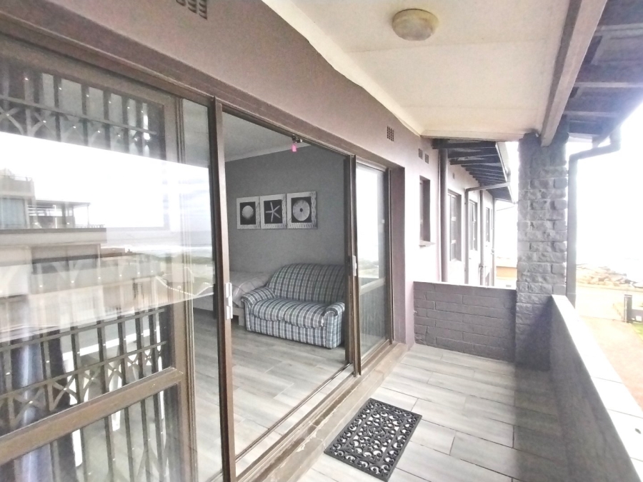 2 Bedroom Property for Sale in Manaba Beach KwaZulu-Natal