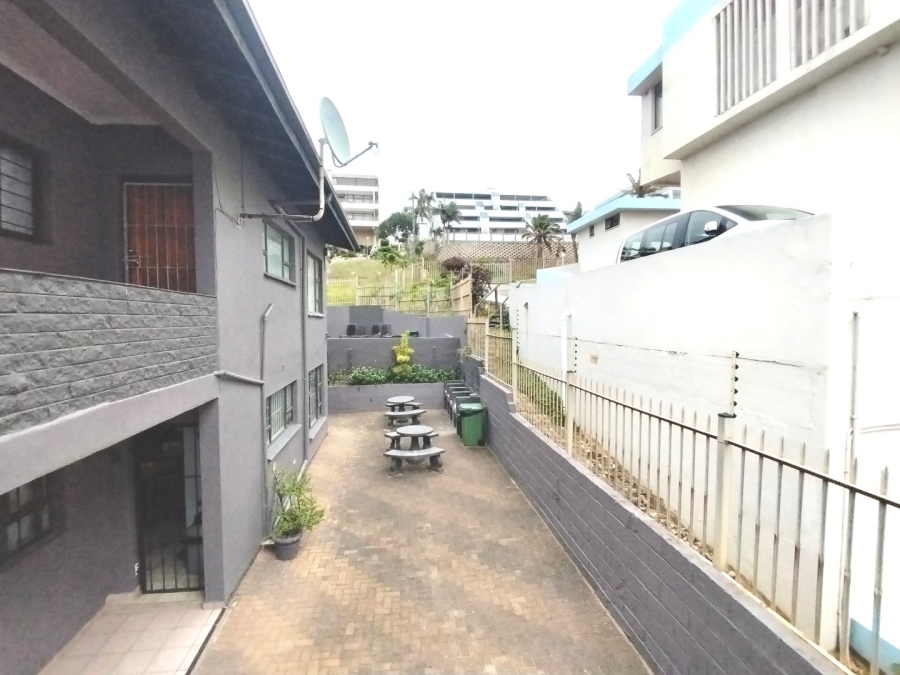 2 Bedroom Property for Sale in Manaba Beach KwaZulu-Natal