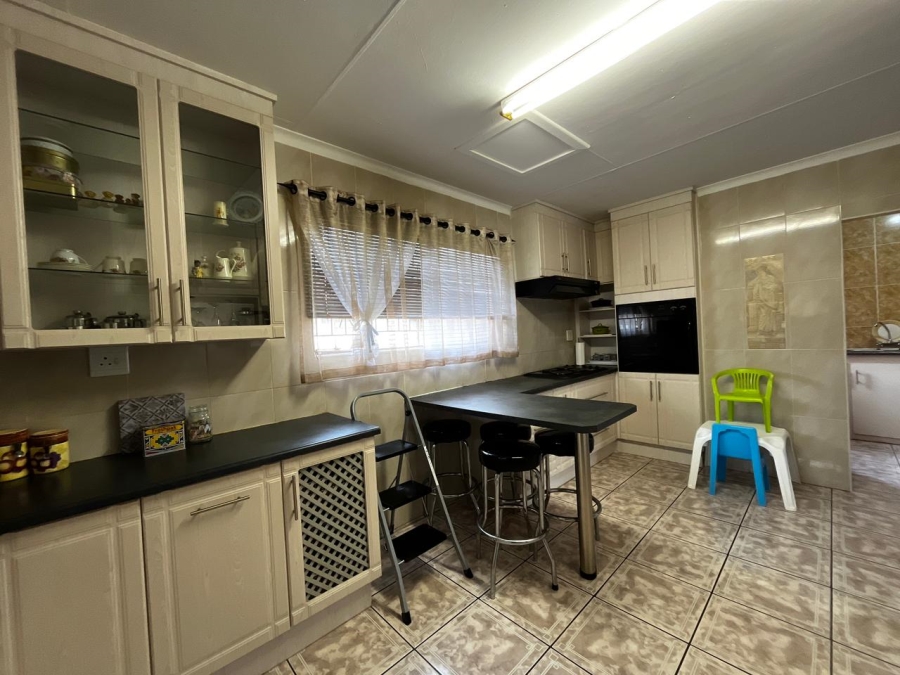 3 Bedroom Property for Sale in Fairleigh KwaZulu-Natal