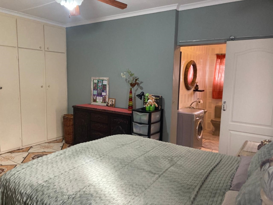 3 Bedroom Property for Sale in Fairleigh KwaZulu-Natal