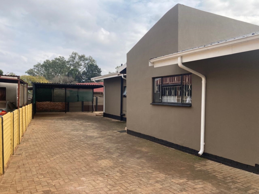 3 Bedroom Property for Sale in Fairleigh KwaZulu-Natal