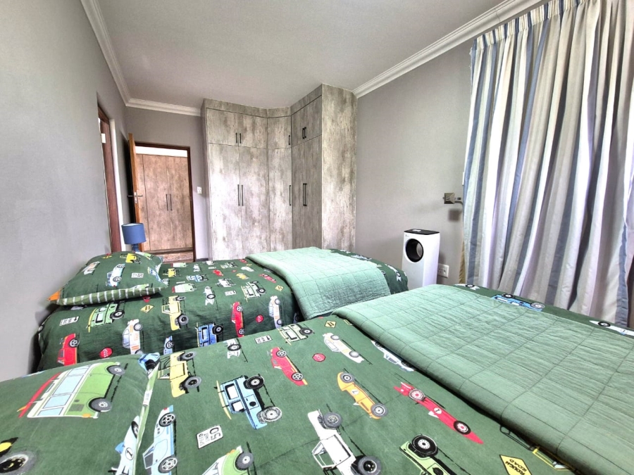 3 Bedroom Property for Sale in Vulintaba Country Estate KwaZulu-Natal