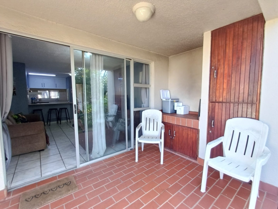 2 Bedroom Property for Sale in Uvongo Beach KwaZulu-Natal