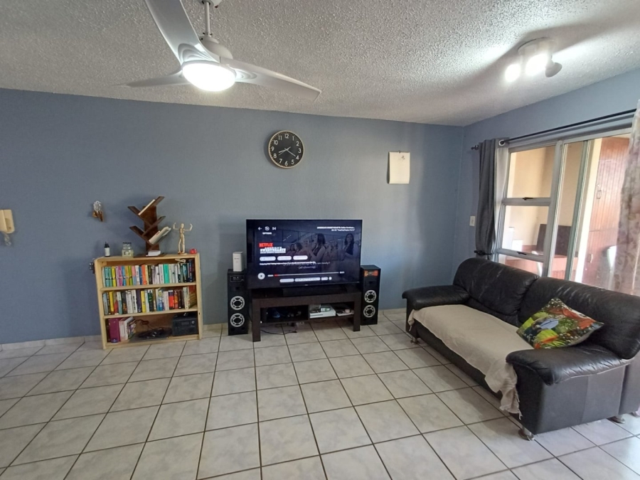 2 Bedroom Property for Sale in Uvongo Beach KwaZulu-Natal