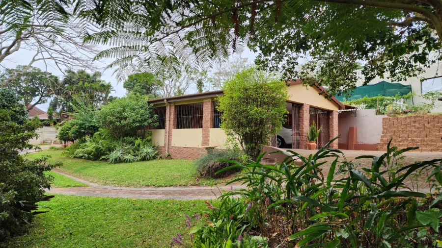 3 Bedroom Property for Sale in St Michaels On Sea KwaZulu-Natal