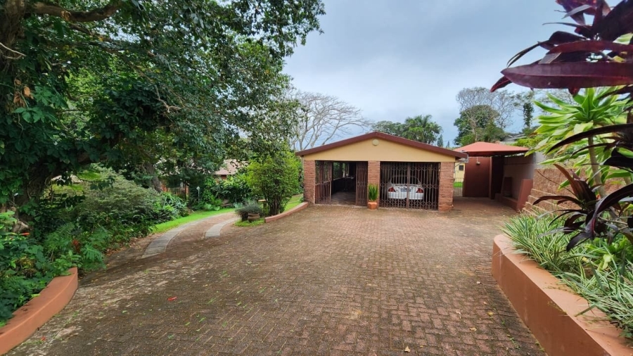 3 Bedroom Property for Sale in St Michaels On Sea KwaZulu-Natal