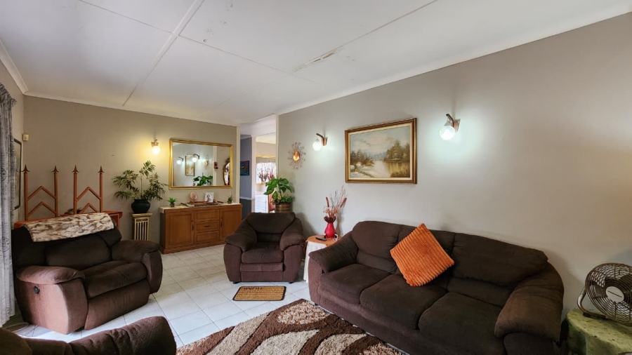 3 Bedroom Property for Sale in St Michaels On Sea KwaZulu-Natal