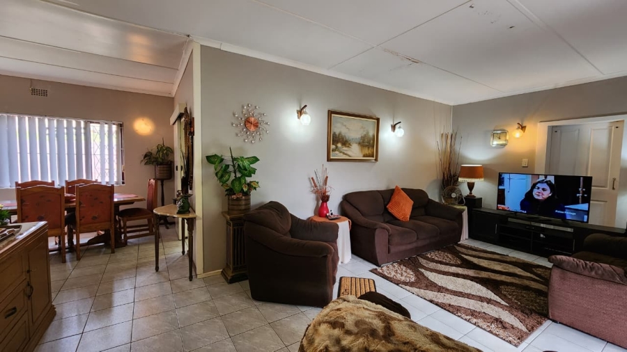 3 Bedroom Property for Sale in St Michaels On Sea KwaZulu-Natal