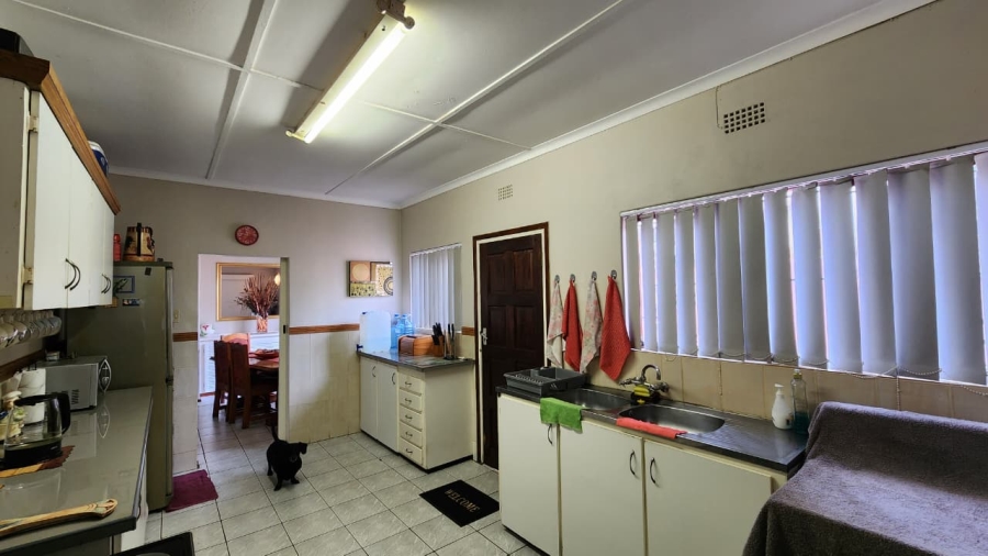 3 Bedroom Property for Sale in St Michaels On Sea KwaZulu-Natal