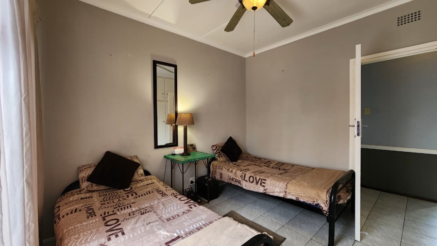 3 Bedroom Property for Sale in St Michaels On Sea KwaZulu-Natal