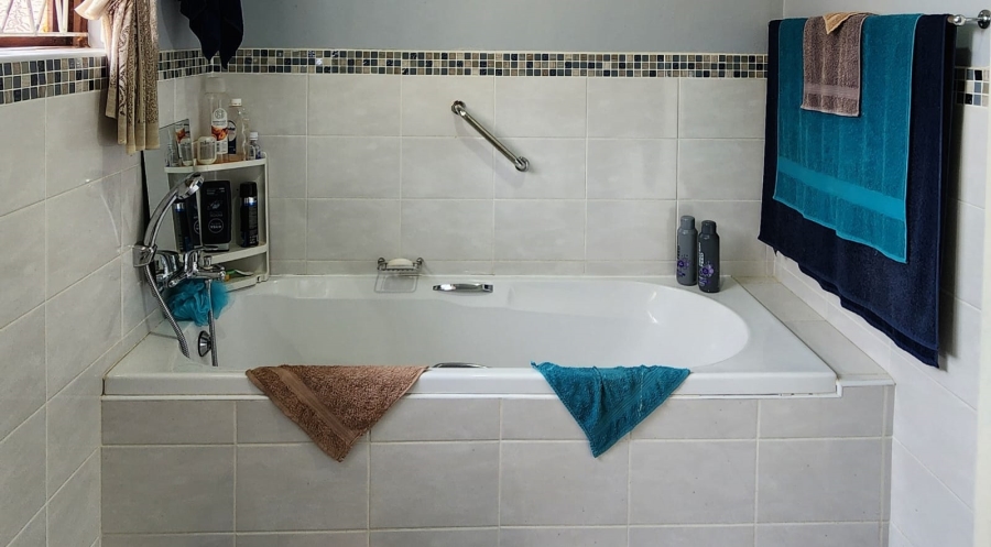 3 Bedroom Property for Sale in St Michaels On Sea KwaZulu-Natal