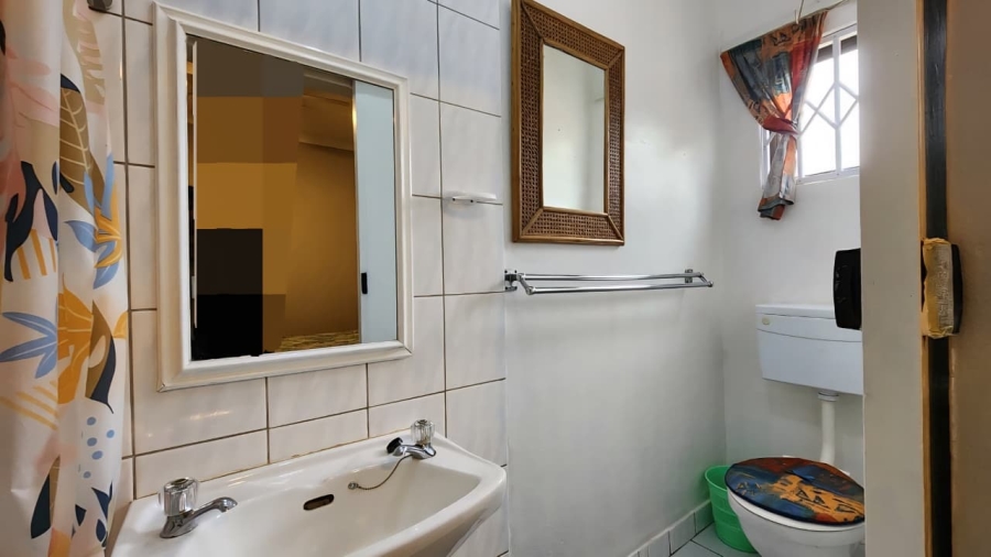 3 Bedroom Property for Sale in St Michaels On Sea KwaZulu-Natal