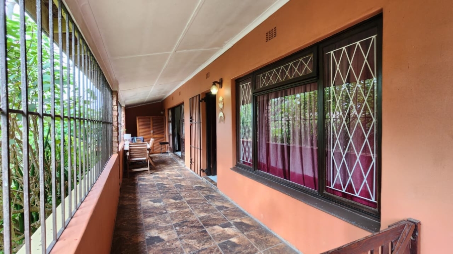 3 Bedroom Property for Sale in St Michaels On Sea KwaZulu-Natal