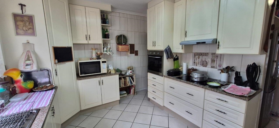 3 Bedroom Property for Sale in Southport KwaZulu-Natal