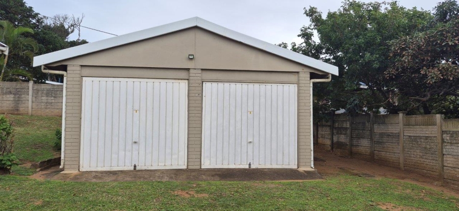 3 Bedroom Property for Sale in Southport KwaZulu-Natal