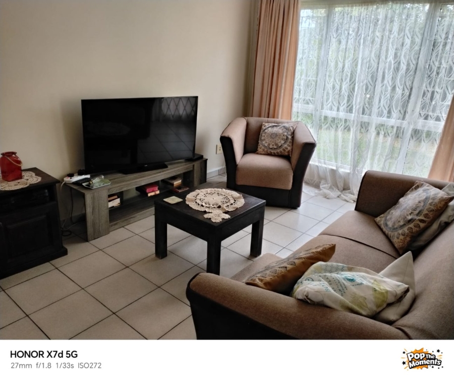 1 Bedroom Property for Sale in Scottburgh Central KwaZulu-Natal