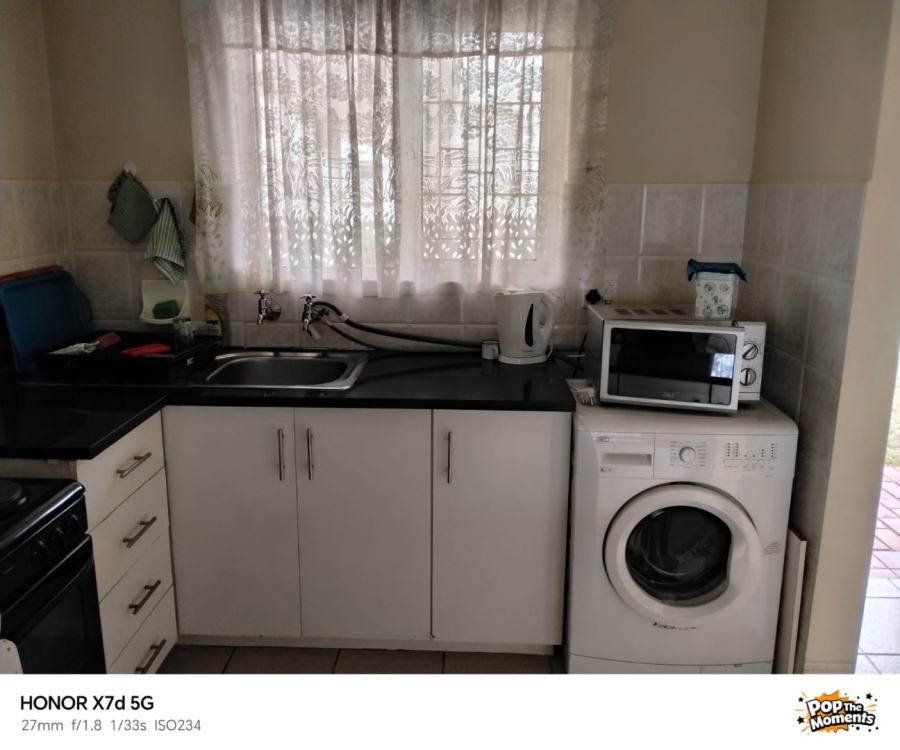 1 Bedroom Property for Sale in Scottburgh Central KwaZulu-Natal